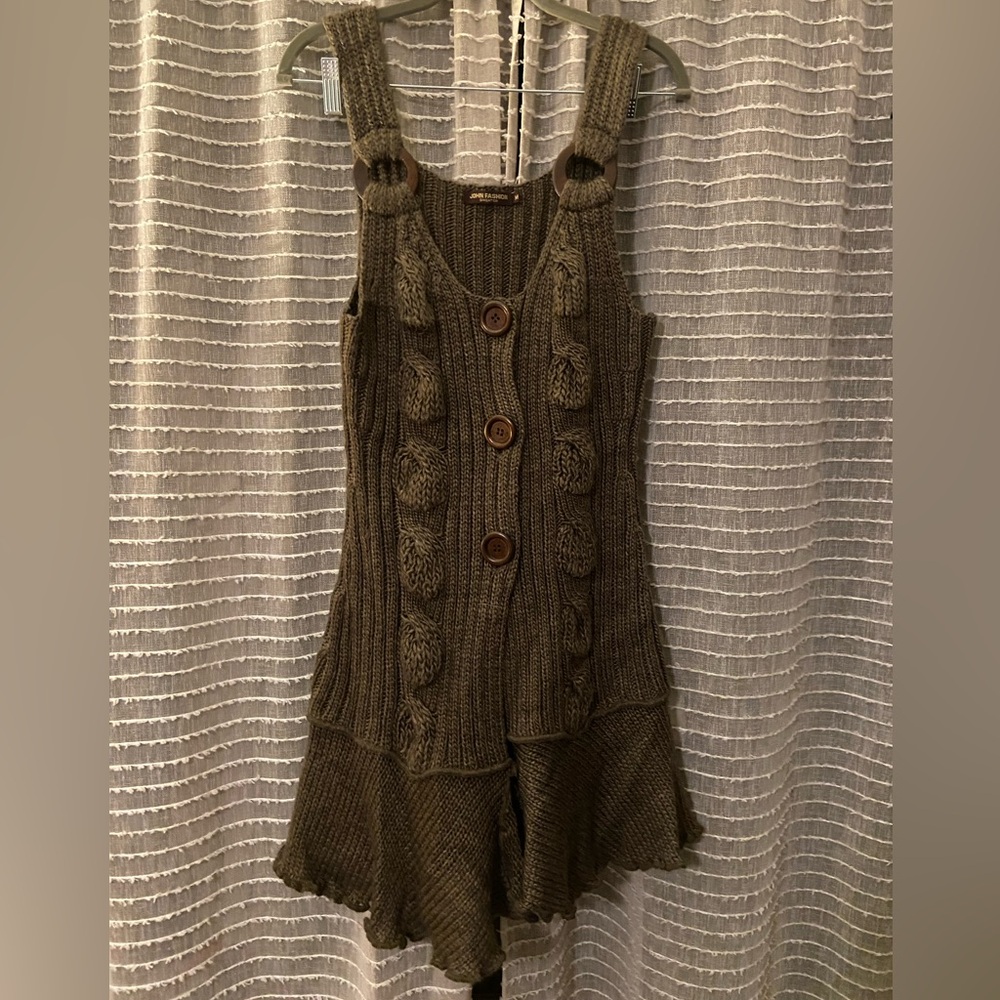 Women's Brown Knit Sweater - Picture 1 of 4